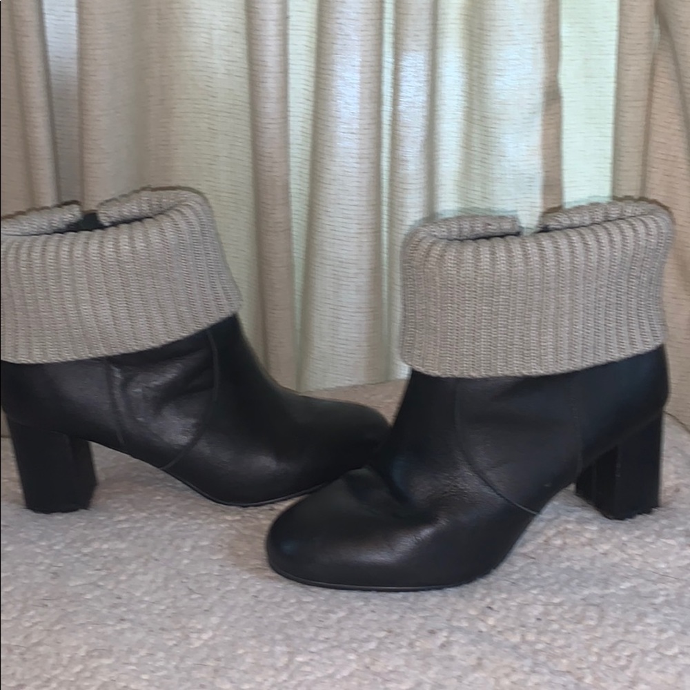 Worn once high heeled booties with cuff!